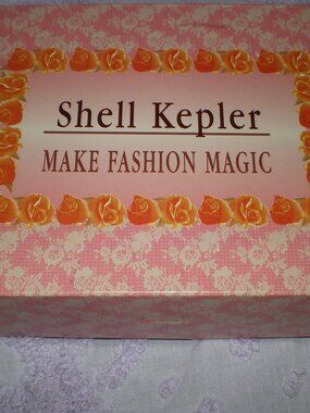 Vintage Shell Kepler Black Lace Make Fashion Magic Kit
